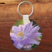 Nestled Clematis Flower Personalized Sleutelhanger (Voorkant)