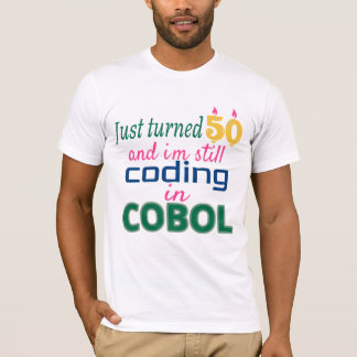 Net 50 geworden en nog steeds coderen in COBOL T-shirt