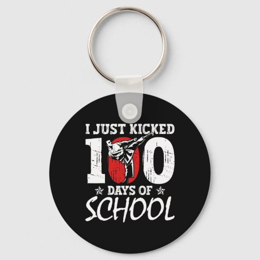 Net geschopt 100 dagen van school Martial Arts Kar Sleutelhanger (Voorkant)