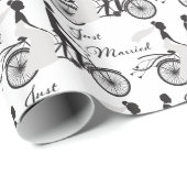 Net getrouwd bruid en bruidegom fiets cadeaupapier (Rol Hoek)