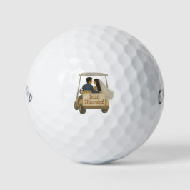 'Net Getrouwd' Bruid en Bruidegom in een Golfkar Golfballen