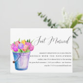 Net getrouwd Bucket Flowers post bruiloft brunch Kaart (Staand voorkant)