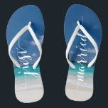 Net Getrouwd Calligrafie Strand Bruiloft Flip Flop<br><div class="desc">Net Getrouwd calligrafie strand bruiloftsfeest flip flops met dunne bandjes</div>