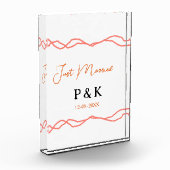 Net getrouwd en voeg de naam van het paar toe datu fotoblokken (Links)