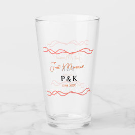 Net getrouwd en voeg de naam van het paar toe datu glas