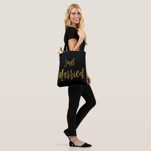 Net getrouwd Gold Foil Bruid Strandtas Tote Bag (Op model)