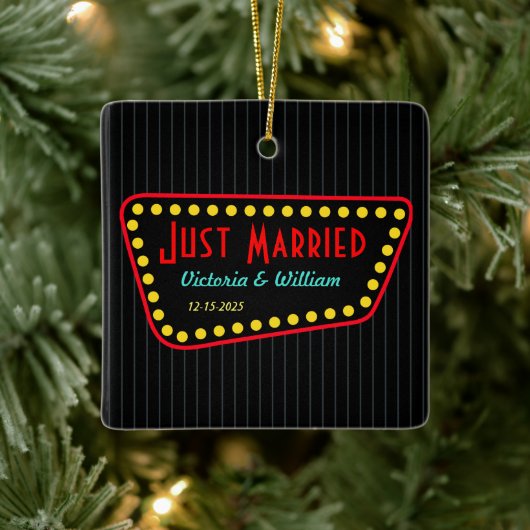 Net Getrouwd Kerst Ornament (Boom)