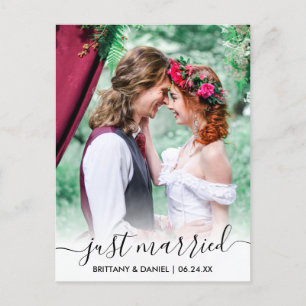 Net getrouwd met een moderne trendy script overlay briefkaart