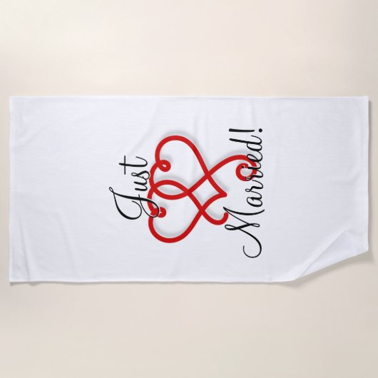 Net Getrouwd met Rode Gekoppelde Kronkelende Harte Strandlaken (Voorkant)