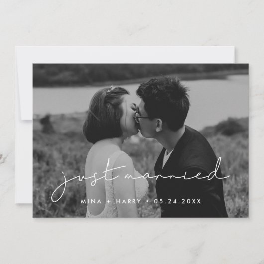 Net getrouwd Minimalistische handgeschreven foto Aankondiging (Voorkant)