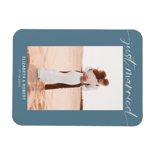 Net getrouwd Modern Script Foto Blauw Bruiloft Magneet (Horizontaal)