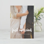 Net getrouwd Moderne typografie bruiloft fotokaart Aankondiging (Staand voorkant)