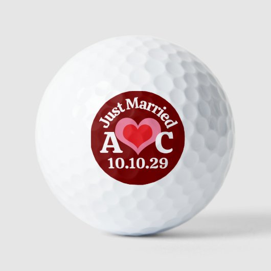 NET GETROUWD Roze Rode Hart & Maroon Achtergrond Golfballen (Voorkant)