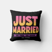 Net Getrouwd Voorlopig Gaat Het Goed Grappig Nieuw Kussen (Voorkant)