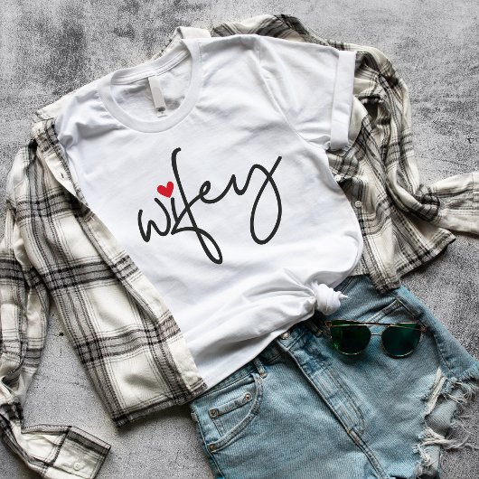 Net getrouwd Wifey Modern Elegant eenvoudig script T-shirt