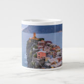 Net na zonsondergang | Vernazza, Cinque Terre, Ita Grote Koffiekop (Voorkant)
