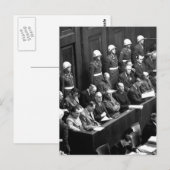 Neurenberg-proeven.  Bezig met omkijken op_War Afb Briefkaart (Voorkant / Achterkant)