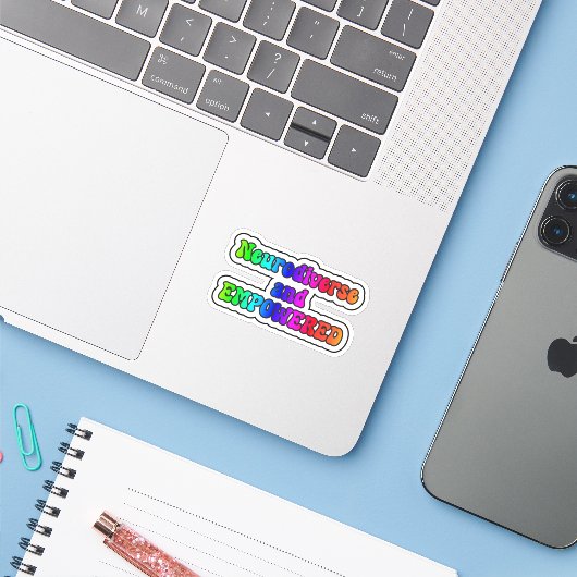 Neurodiverse en EMPOWERED Rainbow Neurodiversity Sticker (Laptop met iPhone)