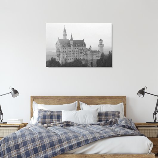 Neuschwanstein Castle Zwart-wit Print (Insitu (Slaapkamer))