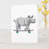 Neushoorn als skater met skateboard kaart (Gele Bloem)