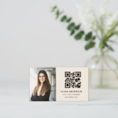 Neutraal beige taupe foto QR-code sociale media Visitekaartje (Staand voorkant)