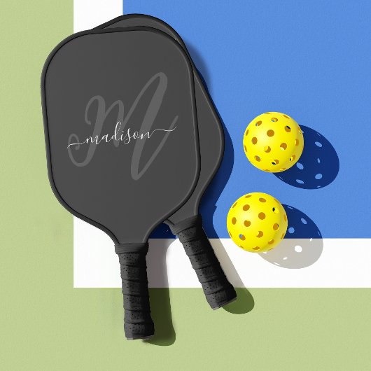 Neutraal Grijs Stijlvol Script Monogram en Naam Pickleball Paddle