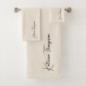 Neutraal ivory Modern Signature Script Monogram Bad Handdoek (Insitu)