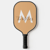 Neutraal Minimalistisch modern oranje monogram Pickleball Paddle (Voorkant)