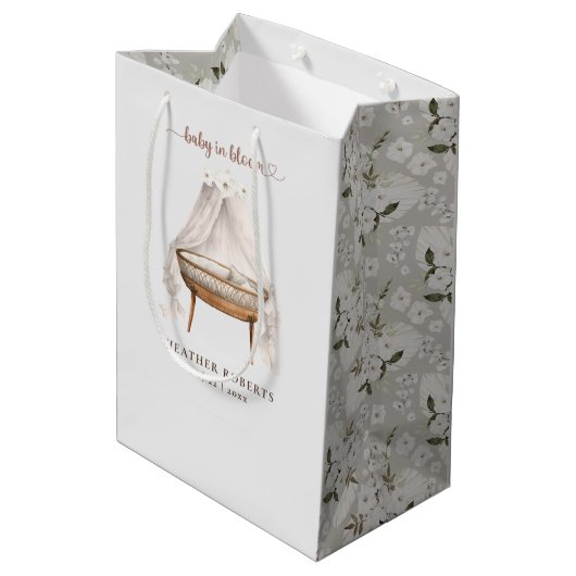 Neutral Boho Baby shower Gift Bag Medium Cadeauzakje (Achterkant Gekanteld)