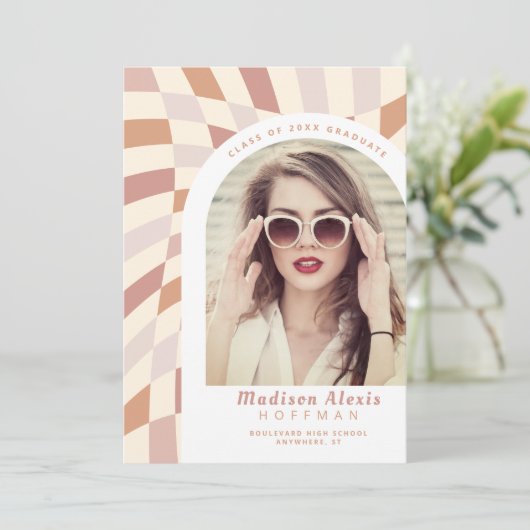 Neutral crème wit tan retro foto Afstuderen Aankondiging (Staand voorkant)