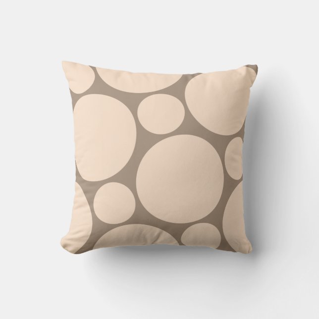 Neutral Polka Dot Pillow Kussen (Voorkant)