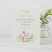 Neutral Spring Woodland Bunny Baby shower Invite Kaart (Staand voorkant)