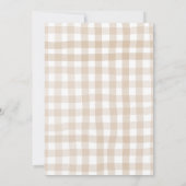 Neutrale Beige Gingham Beer Babyshower Uitnodiging (Achterkant)