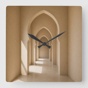 Neutrale beige wanddecoratie vierkante klok