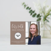 Neutrale bruine vastgoedmarketing briefkaart (Staand voorkant)