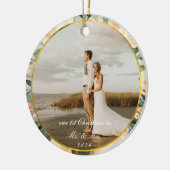 Neutrale Floral Gold Lijst eerste kerstfoto Keramisch Ornament (Links)