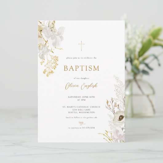 Neutrale Ivory Gold Wildflower Baptism Uitnodiging (Staand voorkant)