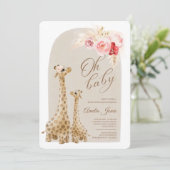 Neutrale Pampas Grass Giraffe Baby shower Invitati Kaart (Staand voorkant)