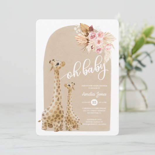 Neutrale Pampas Grass Giraffe Baby shower Invitati Kaart (Staand voorkant)