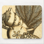 Neutrale schalen en koraal Collectie Muismat<br><div class="desc">Ga onderwater het zee verkennen met al deze verschillende zeeen wezens. Dit  kunstwerk is een perfecte aanvulling op alle zee-anemonliefhebbers. Haal vandaag nog uw kunst af op uw product.</div>