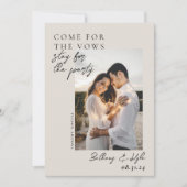 Neutrale Tone Witty Foto bewaart de datum Uitnodig Kaart (Voorkant)