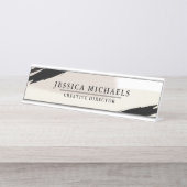 Neutrale zwarte moderne penseelstreken bureau naambordje (Voorkant)