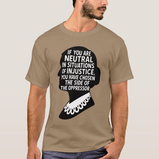 Neutraliteit staat gelijk aan "onderdrukking" in s t-shirt (Voorkant)