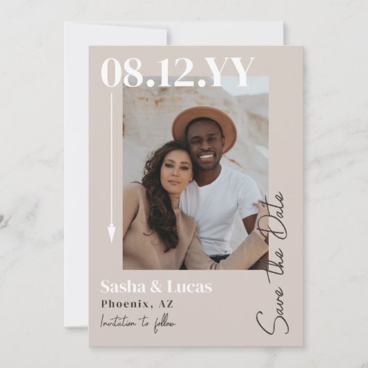 Neutrals Arrow Typografie Photo Save the Date (Voorkant)