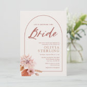 Neutrals en gedempte roze bloemendouche De bruid Kaart (Staand voorkant)