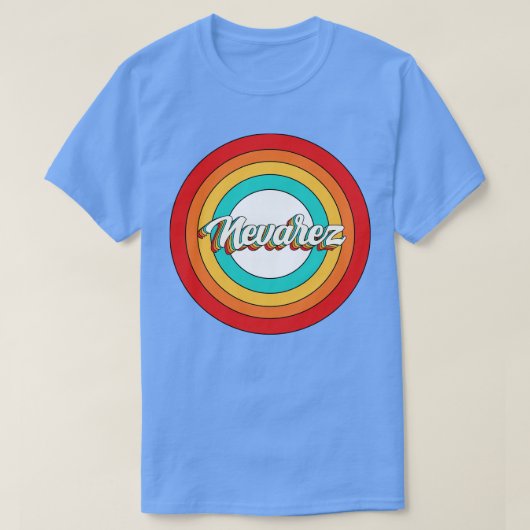 Nevarez naam Shirt  Nevarez Circle (Design voorkant)