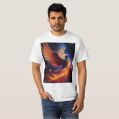 Nevel: Phoenix: een kosmische vogel van wervelende T-shirt (Voorkant volledig)