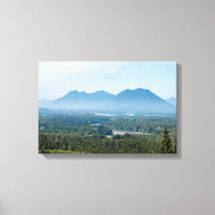 Nevelig dal in Tofino - Brits-Columbia, Canada Canvas Afdruk