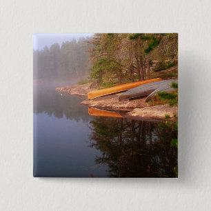 Nevelige kano-camping, Kawnipi-meer, Vierkante Button 5,1 Cm