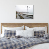 Nevelige ochtend bij Scarborough Canvas Afdruk (Insitu (Slaapkamer))